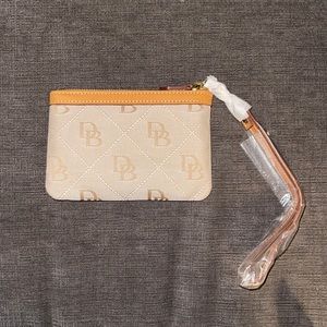 Brand new Dooney & Bourke purse